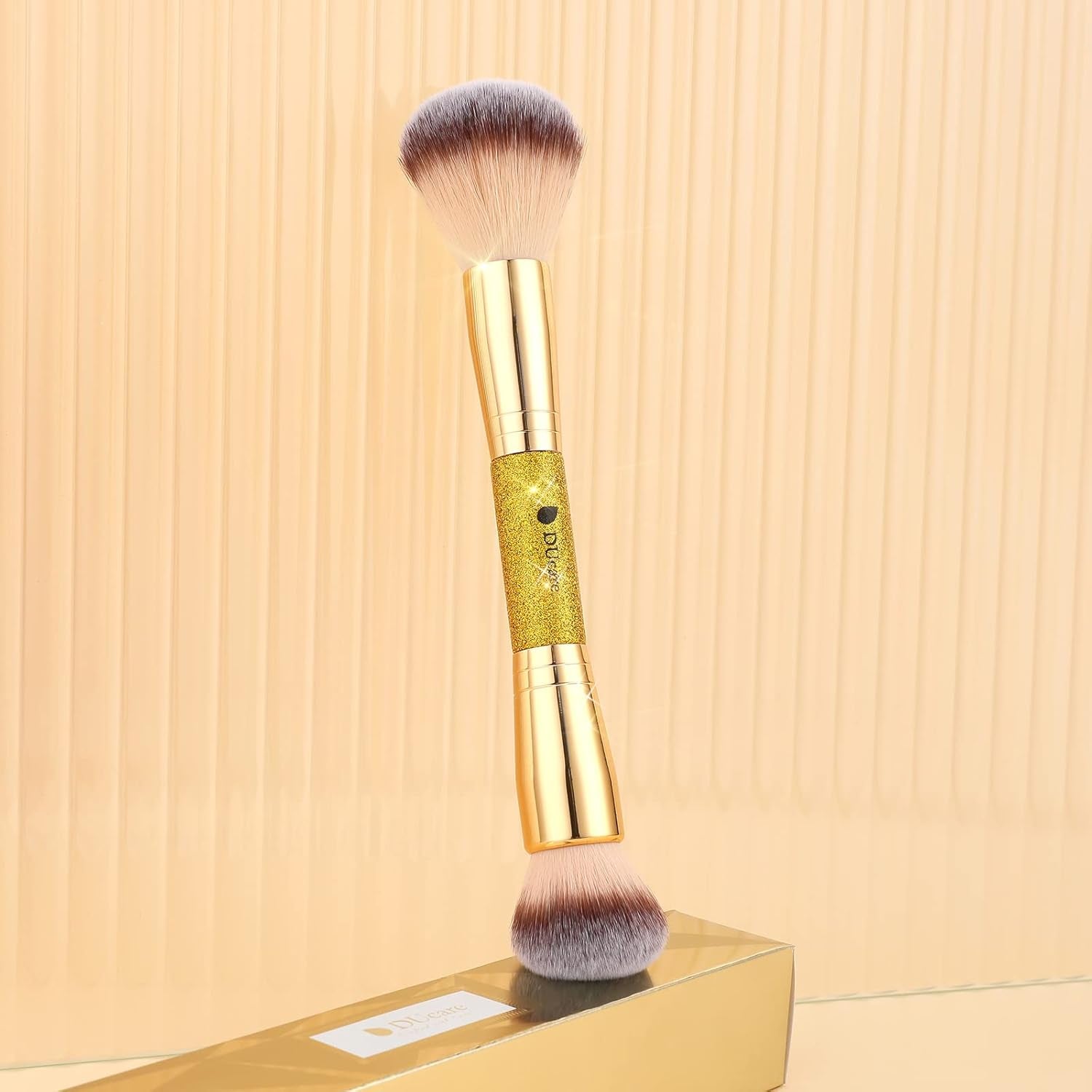 Dual-Ended Cream + Powder Brush,2-In-1 Foundation Makeup Brush for Creating a Gorgeous, Airbrushed-Looking Complexion, Vegan & Cruelty-Free